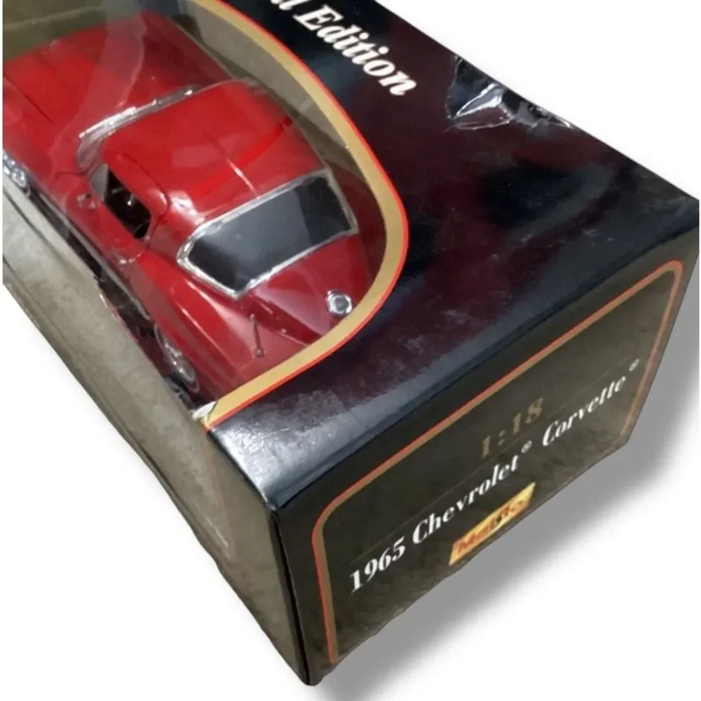 Maisto Special Edition 1965 Chevrolet Corvette 1:18